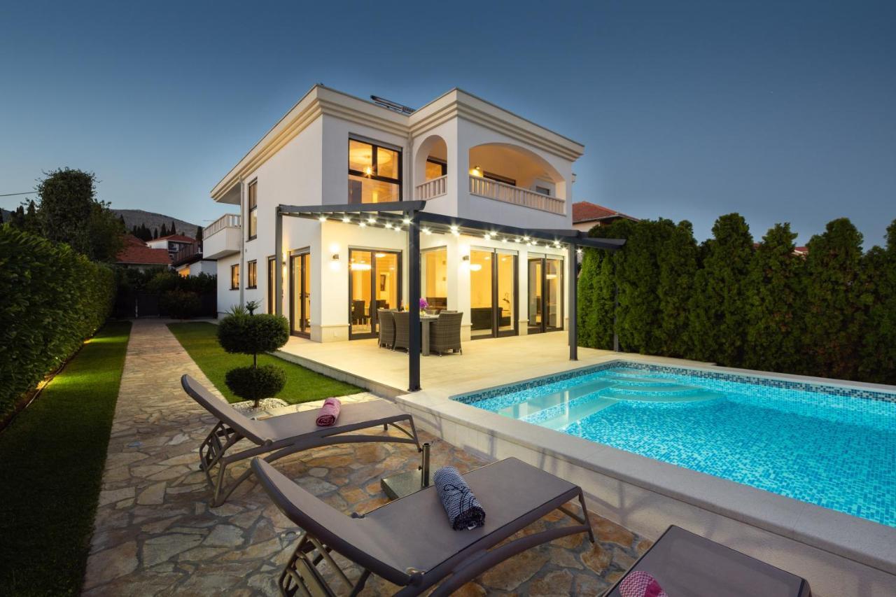Luxury City Villa Trogir Exterior photo